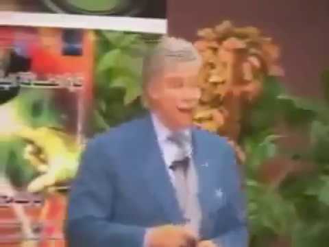 أربع دقائق من الضحك الهادف مع الدكتور إبراهيم الفقي رحمه الله