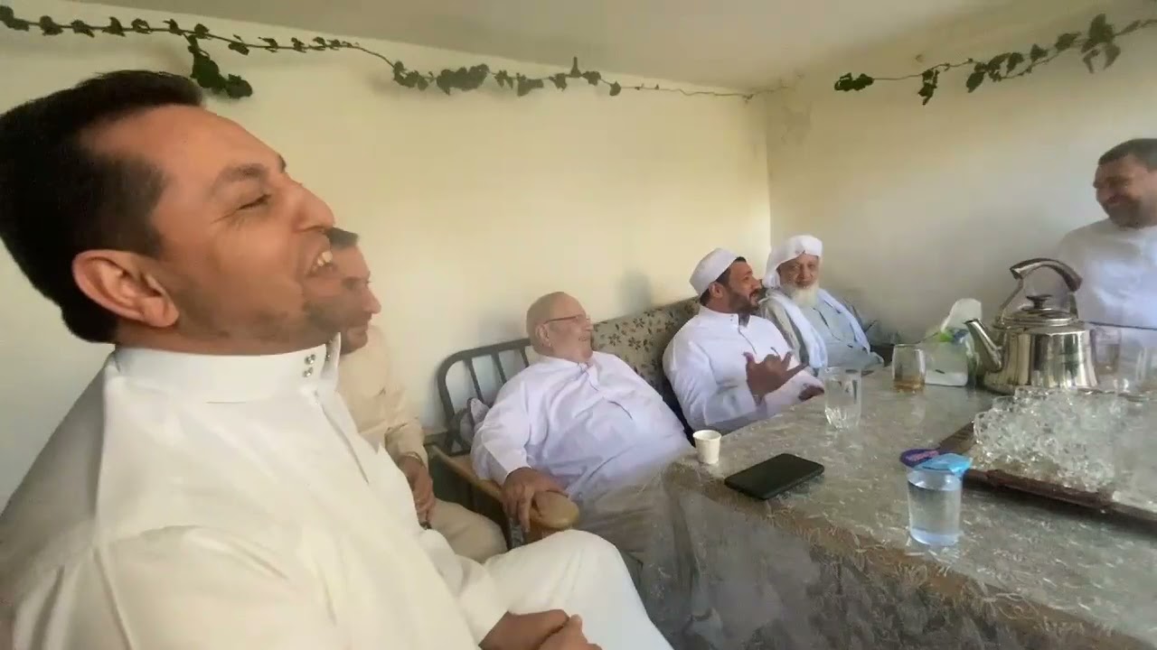 جلسة إنشاد بحضور أصحاب الفضيلة د محمد راتب النابلسي الشيخ إسماعيل الكردي -منزل الشيخ أبو منير الشعار