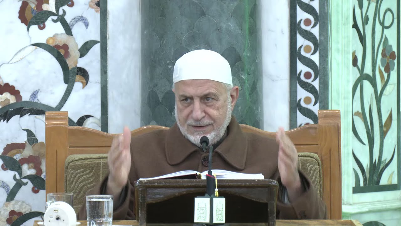 كان رسول الله ﷺ يعلِّمُ الناسَ حكمة الأخذ بالحيطةَ والحَذَرَ (٢)